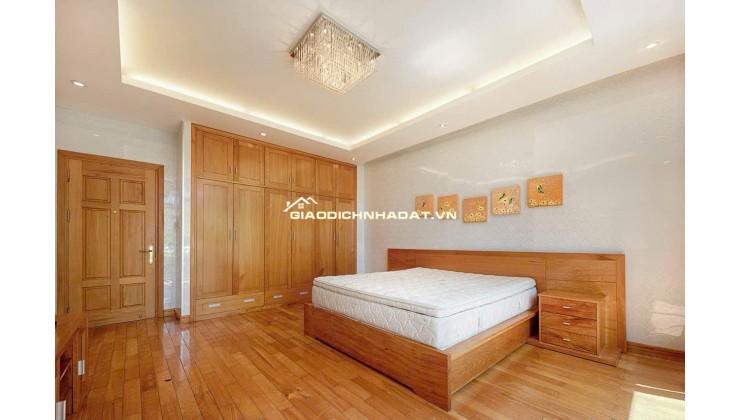 Bán Biệt phủ Trung tâm Hải Châu - Đà Nẵng. Rộng rãi - Hiện đại - Đẳng cấp. Giá chỉ 34 tỷ.