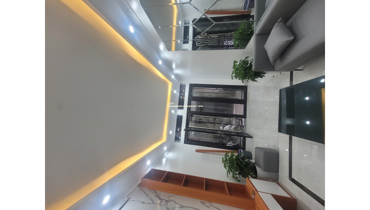 BÁN NHÀ TÔ HIỆU, 5 TẦNG THANG MÁY, 40M2, 10.X TỶ