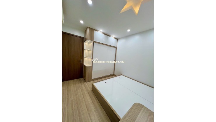Chính chủ cần bán 2 ngủ tòa HH3B Linh Đàm tặng nội thất nhập khẩu xịn xò giá 2.1XX tỷ
