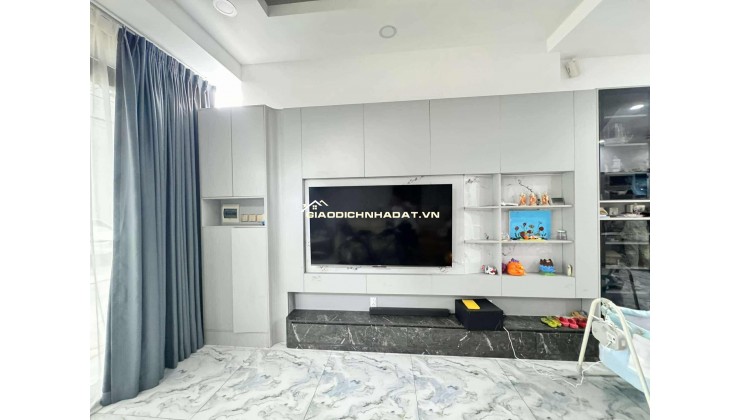Bán nhà 50m² KDC Đào Tông Nguyên, giá 6.15 tỷ, giáp Quận 7, sổ hồng riêng
