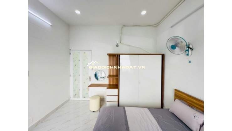 Dịu chuyên bán đẹp hẻm xe hơi giá rẻ Q12