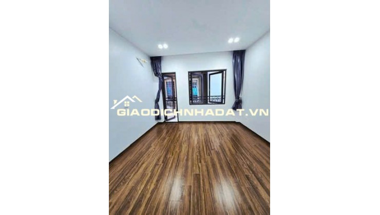 Bán nhà đẹp Dương Văn Bé – Full nội thất – Cách mặt phố chỉ 20m