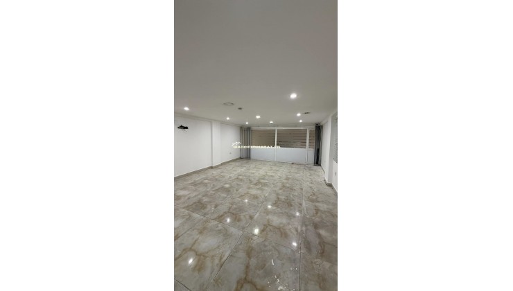 GIẢM NGAY 5 TỶ TÒA NHÀ VĂN PHÒNG MẶT PHỐ VIP QUẬN BA ĐÌNH – VỈA HÈ ĐÁ BÓNG