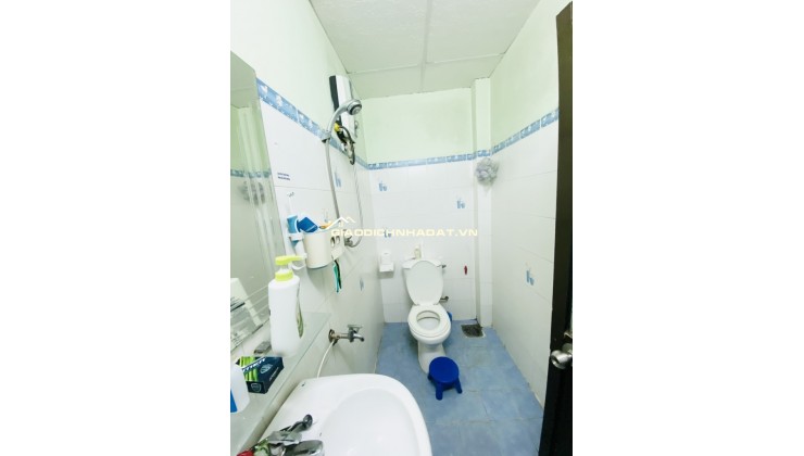 HẺM XE HƠI TRÁNH_NHÀ ĐẸP 3 TẦNG_PHẠM VĂN HAI_CHỈ 7.5 TỶ