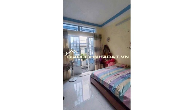 BÌNH TÂN - HẺM XE HƠI - 3,54 x 10 m - 3 TẦNG BTCT - NHỈNH 4 TỶ