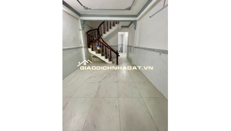 BÌNH TÂN - HẺM XE HƠI THÔNG - 3,54 x10 m - 3 TẦNG BTCT - NHỈNH 4 TỶ THƯƠNG LƯỢNG
