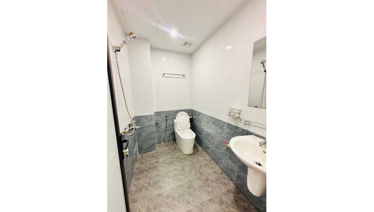 Bán nhà riêng siêu hot tại Xuân Đỉnh, 7,25 tỷ, 5 tầng, mặt tiền 3.6, full nội thất!