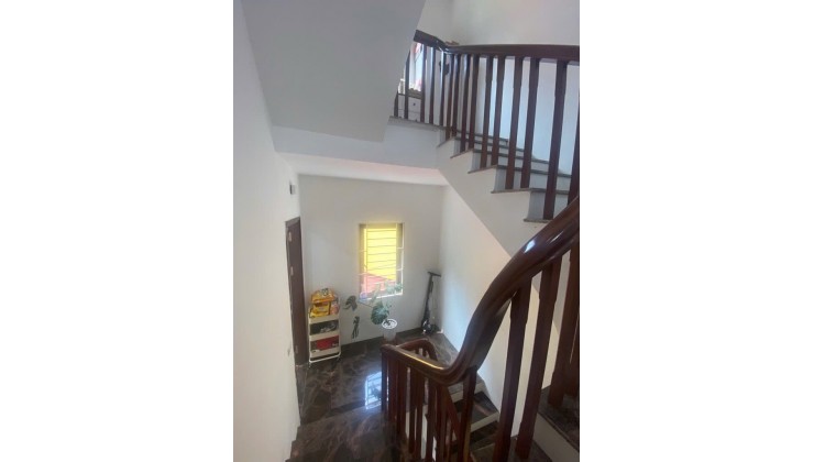 Bán Nhà Xuân Đỉnh, 35m, 6 tầng, mặt tiền 4m, đường trước nhà 3.5 oto tận cửa!