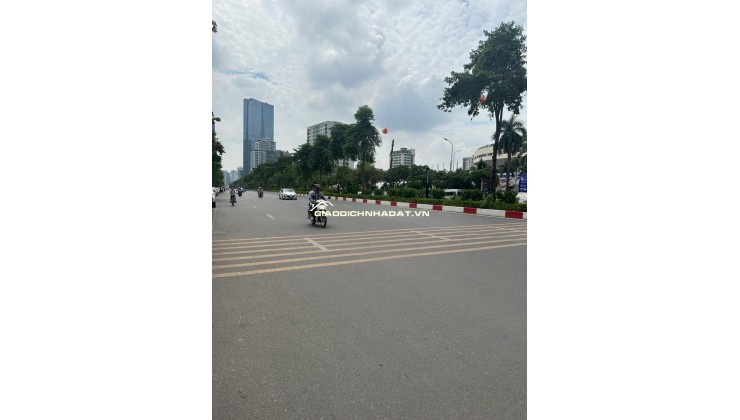  HÀNG HIẾM MẶT PHỐ VĂN CAO – TÒA NHÀ VĂN PHÒNG 10 TẦNG – DÒNG TIỀN KHỦNG 250 TRIỆU/THÁNG 