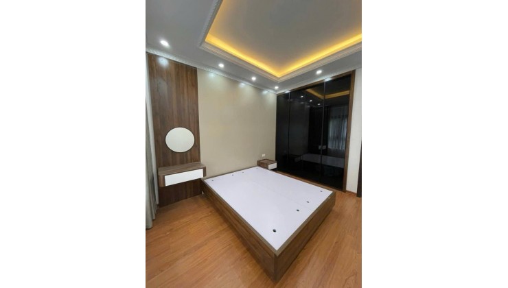 MẶT NGÕ RỘNG - CÁCH MẶT PHỐ 50M THÔNG VÕNG THỊ, 5 Phút Ra Hồ Tây