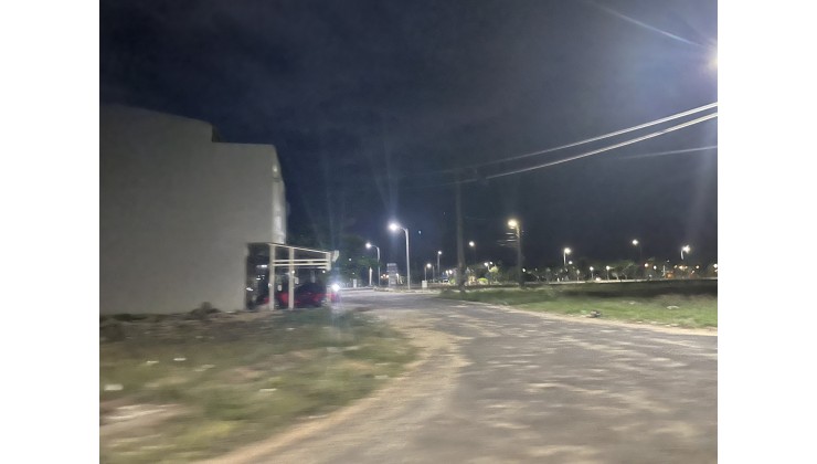 Cần bán 225m đất mặt đường Trần Toại, Phú Yên giá rẻ hơn thị trường