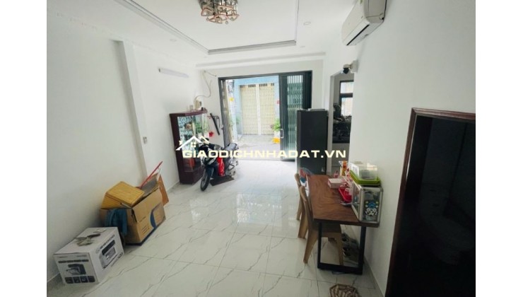 TÂN BÌNH - HẺM XE HƠI 1TRỤC THẲNG - SÁT BÊN MẶT TIỀN – NHÀ MỚI Ở NGAY – TẶNG FULL NỘI THẤT - 4.9 TỶ TL