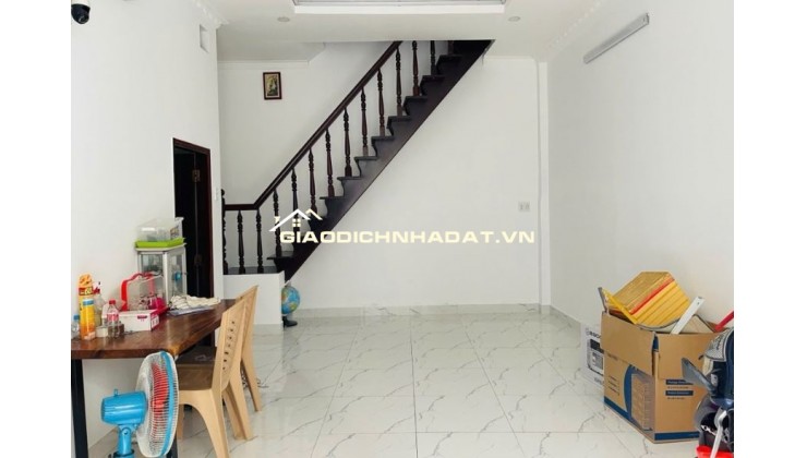 TÂN BÌNH - HẺM XE HƠI 1TRỤC THẲNG - SÁT BÊN MẶT TIỀN – NHÀ MỚI Ở NGAY – TẶNG FULL NỘI THẤT - 4.9 TỶ TL