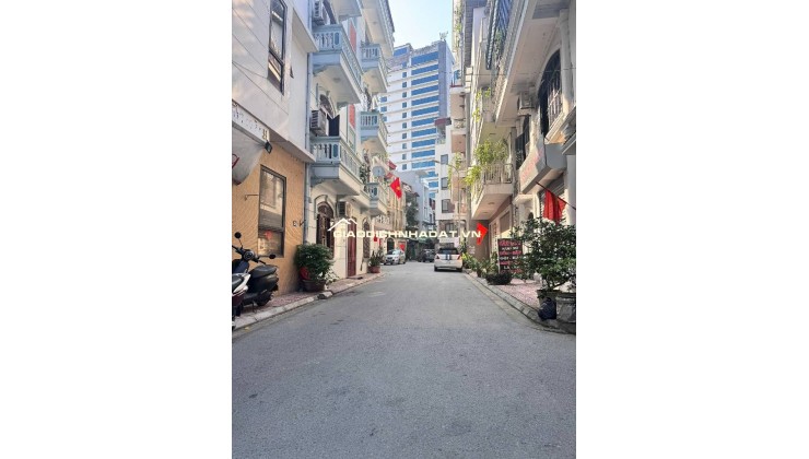 NGUYỄN VĂN CỪ,LONG BIÊN 10 tỷ 50m MẶT TIỀN 5m NGÕ Ô TÔ,NHÀ C4 CŨ