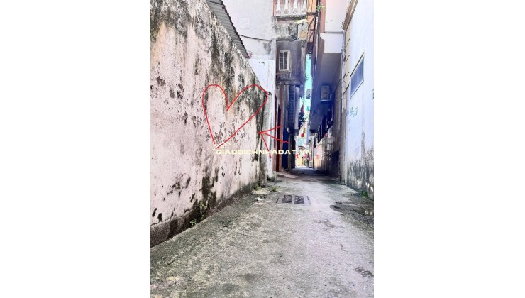 NGUYỄN VĂN CỪ,LONG BIÊN 10 tỷ 50m MẶT TIỀN 5m NGÕ Ô TÔ,NHÀ C4 CŨ