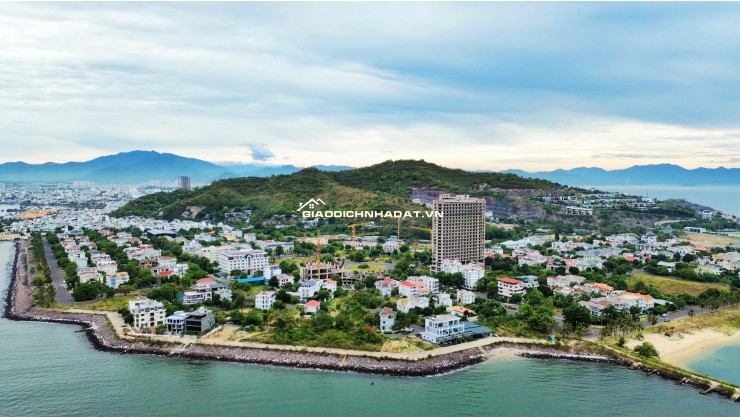 Vin Phú Quý (Nha Trang) : Điểm Đến Bờ Biển Độc Quyền
