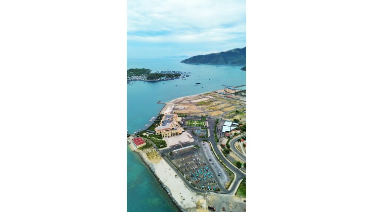 Vin Phú Quý (Nha Trang) : Điểm Đến Bờ Biển Độc Quyền