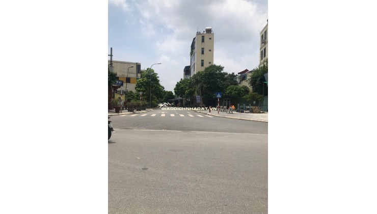 NGỌC HỒI  KINH DOANH Ô TÔ TẢI TRÁNH , ĐỖ MẶT TIỀN KHỦNG 6,5m DIỆN TÍCH 75m . 3 MẶT THOÁNG VĨNH VIỄN GIÁ NHỈNH 13TY.