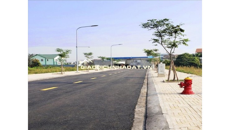 lô 2 mặt tiền nhựa ngay TTHC chơn thành 1ty2/200m2
