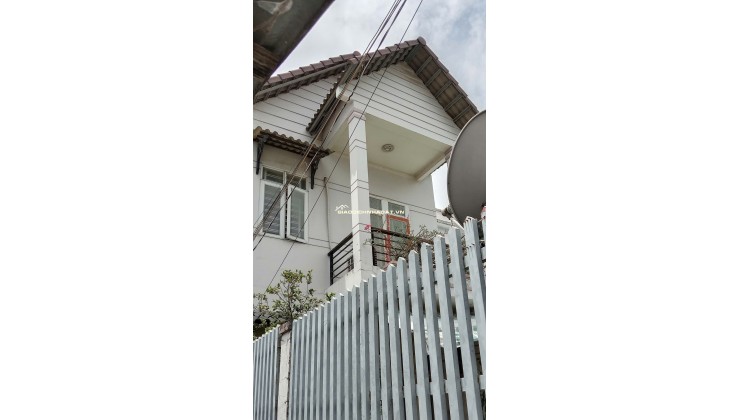 Bán nhà rộng 109m2 chỉ 4.5  tỷ gần cầu Vĩnh Bình