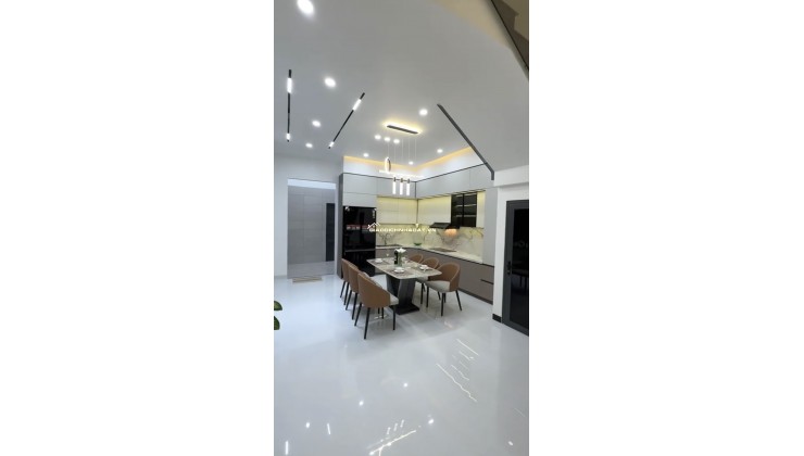 Nhà mới 1T-2L  gần trạm thu phí Suối Giữa ngay TT Thủ Dầu Một nhận nhà ở ngay.