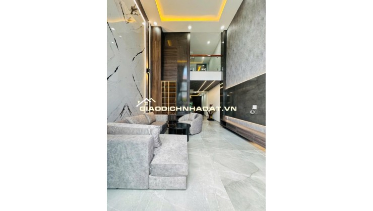 Bán nhà HXH đường Dương Quảng Hàm, Phường 6, Gò Vấp, nhà full nội thất vip, Có thang máy