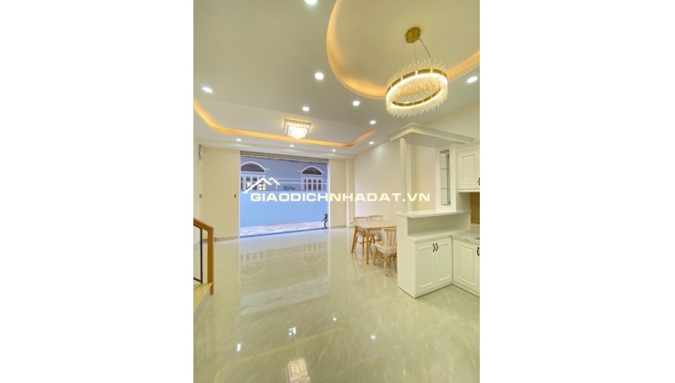 Bán nhà Phan Văn Trị HXH DT 40m2 Giá 7 tỷ