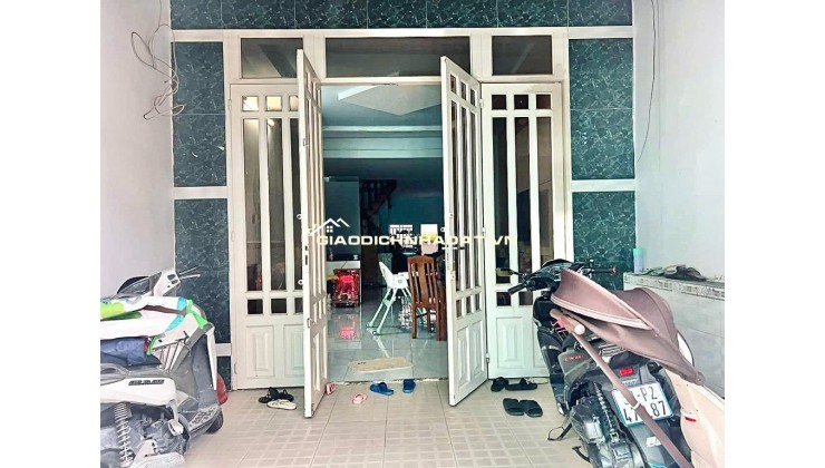  CẦN BÁN GẤP – NHÀ 2 MẶT TIỀN HẺM XE HƠI – CHỈ 3.7 TỶ