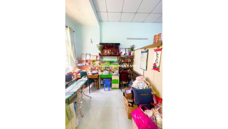 Nhà phố Bình Hưng Hòa A Bình Tân 4.5 tỷ, 43m2, 2 tầng, sổ hồng. Nở hậu đẹp, hướng Bắc.