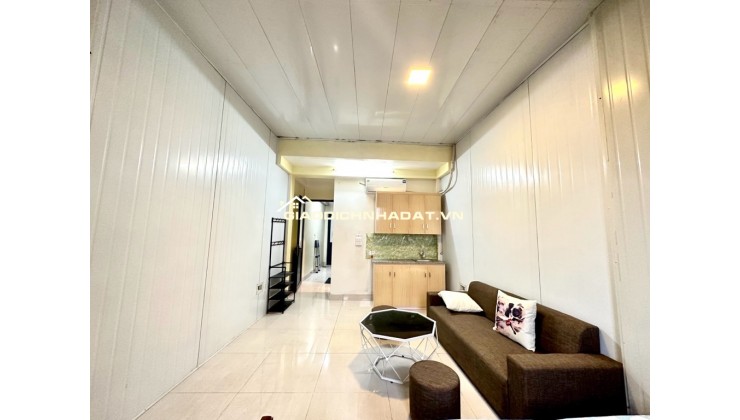Cầu Giấy: vừa ở vừa cho thuê thu 35 triệu/tháng, 5 tầng thang máy, 9 phòng khép kín, giá nhỉnh 9 ty