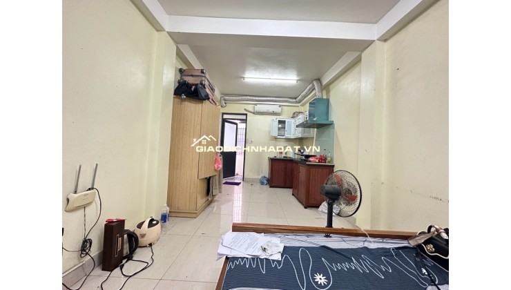 Cầu Giấy: vừa ở vừa cho thuê thu 35 triệu/tháng, 5 tầng thang máy, 9 phòng khép kín, giá nhỉnh 9 ty