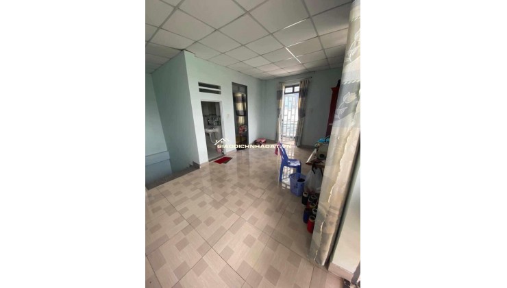 Bán nhà 3 tầng sổ hồng riêng Quận 7
