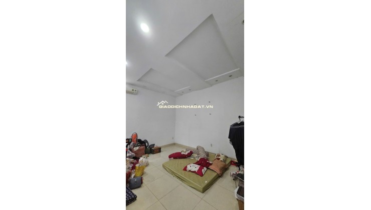 2  MĂTH HXT  ĐHT 42 - 200m2 (9,5x21) 2 sổ A4 - C4 - CHDV, VP Công Ty hoặc 2 căn 6 tầng - 60 tr/m2 rẻ nhất khu vực