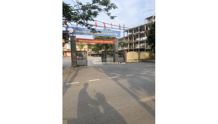 BÁN ĐẤT  TẶNG NHÀ - ĐA TỐN - GIA LÂM- ĐƯỜNG RỘNG- NGÕ THÔNG- Ô TÔ ĐỖ.
56m2. NHỈNH >5tỷ