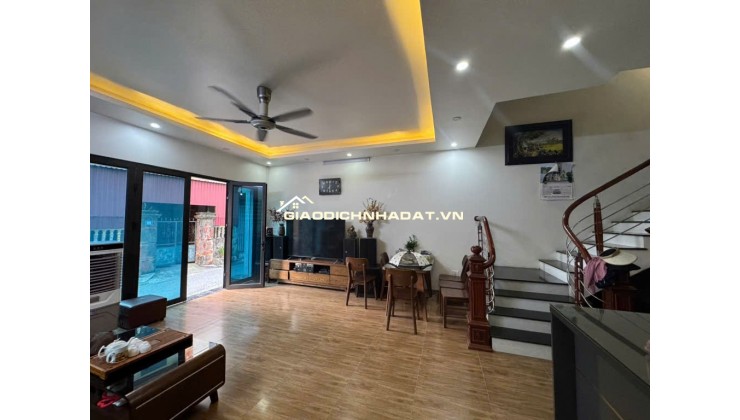 Bán nhà,đường Bát Khối