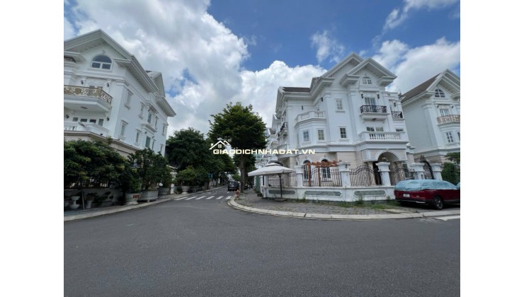 BIỆT THỰ ĐƠN LẬP ĐẲNG CẤP TẠI CITY LAND   Số 67 Đường Số 8 – Góc 2 mặt tiền SIÊU VỊ TRÍ. DT: 15x20m – CN: 300m², H. 4T, TM. Giá: 75 tỷ TL