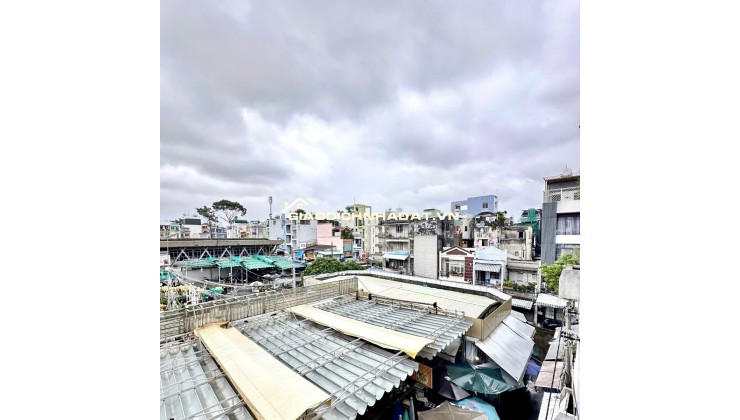 BÁN NHÀ QUẬN 10- MẶT TIỀN CHỢ NGUYỄN TRI PHƯƠNG- 5 TẦNG Ở NGAY: NHỈNH 10 TỶ. Mr Vũ: 0933910039