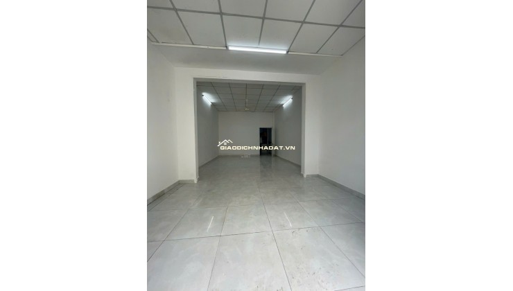 Nhà Cấp 4 Gác Lửng Đẹp– HXH – Gần Nguyễn Ảnh Thủ – Chỉ 3 Tỷ 3x Triệu