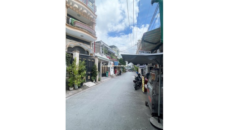 NHÀ HẺM XE TẢI 8M TRỊNH ĐÌNH TRỌNG - 100M2 - 3 TẦNG - GIÁ 10 TỶ X. LH:0903945067
