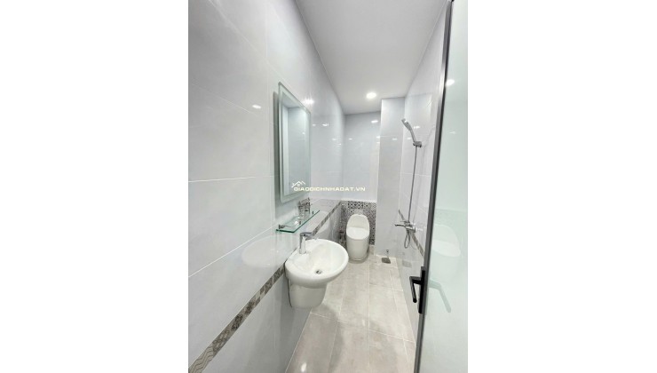NHÀ HẺM XE TẢI 8M TRỊNH ĐÌNH TRỌNG - 100M2 - 3 TẦNG - GIÁ 10 TỶ X. LH:0903945067
