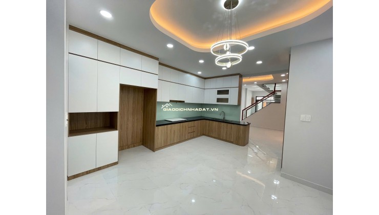 NHÀ HẺM XE TẢI 8M TRỊNH ĐÌNH TRỌNG - 100M2 - 3 TẦNG - GIÁ 10 TỶ X. LH:0903945067