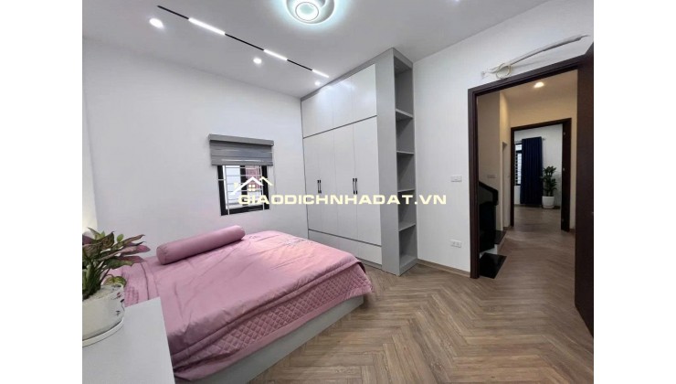 Lê Trọng Tấn - Thanh Xuân DT44m x 4 tầng, full nội thất. Ô tô đỗ cửa, gần phố, Kd đỉnh
