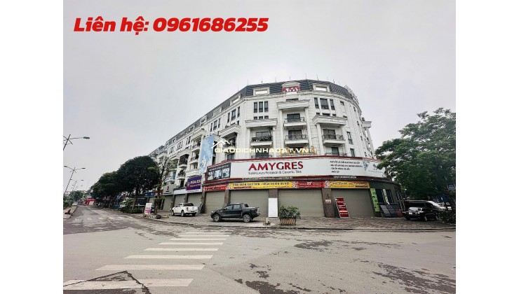 Bán nhà tòa văn phòng lô góc mặt phố Văn Khê 7 tầng thang máy diện tích 341m2 giá 164 tỷ