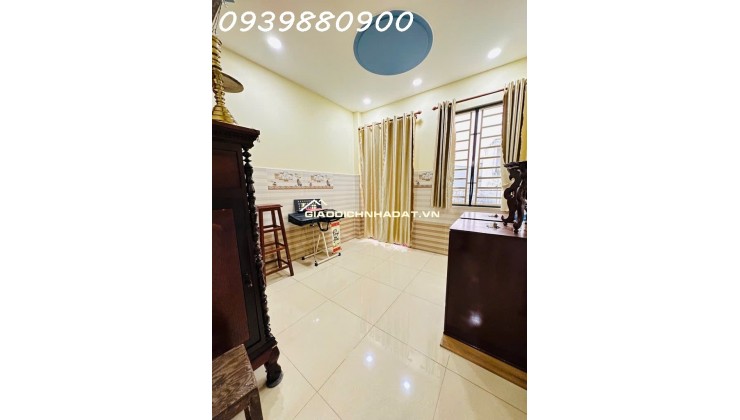 Bán gấp - Nhà 3 tầng - HXH an ninh - 68m2 - 7,45Tỷ TL