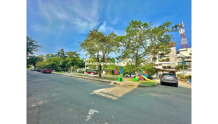 CHÍNH CHỦ BÁN ĐẤT BIỆT THỰ HIỆP BÌNH CHÁNH, DT 343.8M2, DTSD 448,1M2,CHỈ 27 TỶ. LH:0947961777.