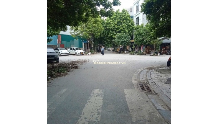 NHÀ ĐẸP- GIÁ TỐT - Vị Trí Đắc Địa Tại Khu Đấu Giá Ngõ Cổng Kiến Hưng, Hà Đông DT 50m2x 7T giá 16.3 tỷ