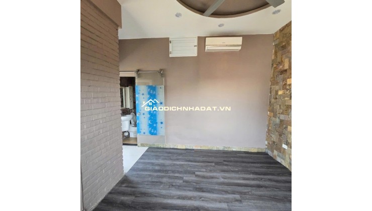 Chính chủ rất cần bán khu biệt thự mặt phố ven sông, 180m2, giá 39 triệu phú Thượng, Tây Hồ