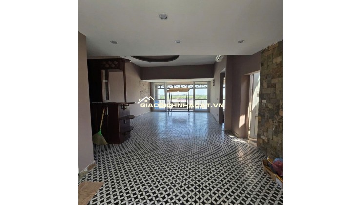 Chính chủ rất cần bán khu biệt thự mặt phố ven sông, 180m2, giá 39 triệu phú Thượng, Tây Hồ