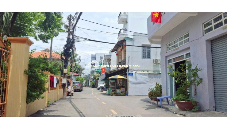 SIÊU HIẾM -  E HƠI NGỦ TRONG SÂN NGAY KẾ BÊN TRUNG TÂM HÀNH CHÍNH TP THỦ ĐỨC Chỉ 7.99 tỷ
