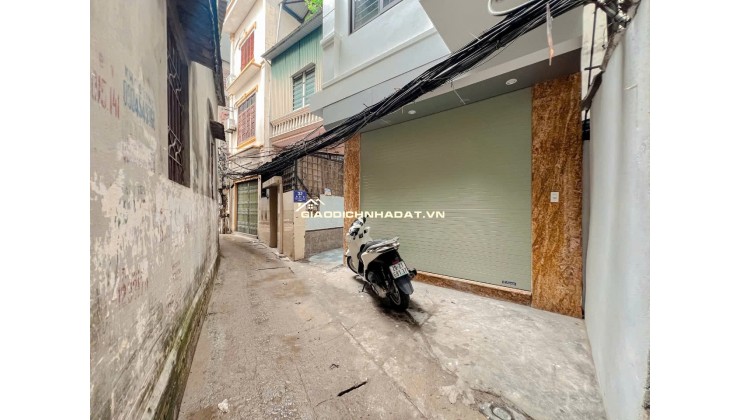 Lê Thanh Nghị - TT Hai Bà Trưng, lô góc Dt40m x5 tầng, thang máy. Nhà mới, khu dân trí cao, gần phố